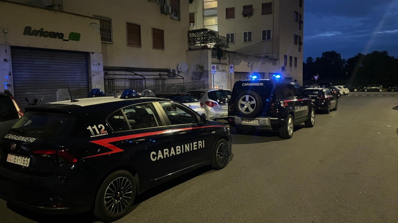 Si sarebbe arrampicato per spiare l’ex: domiciliari a Sasso Marconi