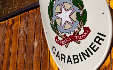 Quindici anni di abusi, marito 35enne in carcere