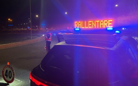 Muore a 29 anni davanti alla moglie, disposta l’autopsia