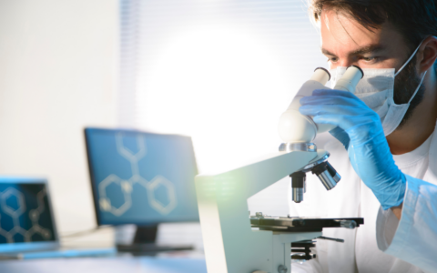 Bologna, medicina e ricerca tra cure complesse e innovazione