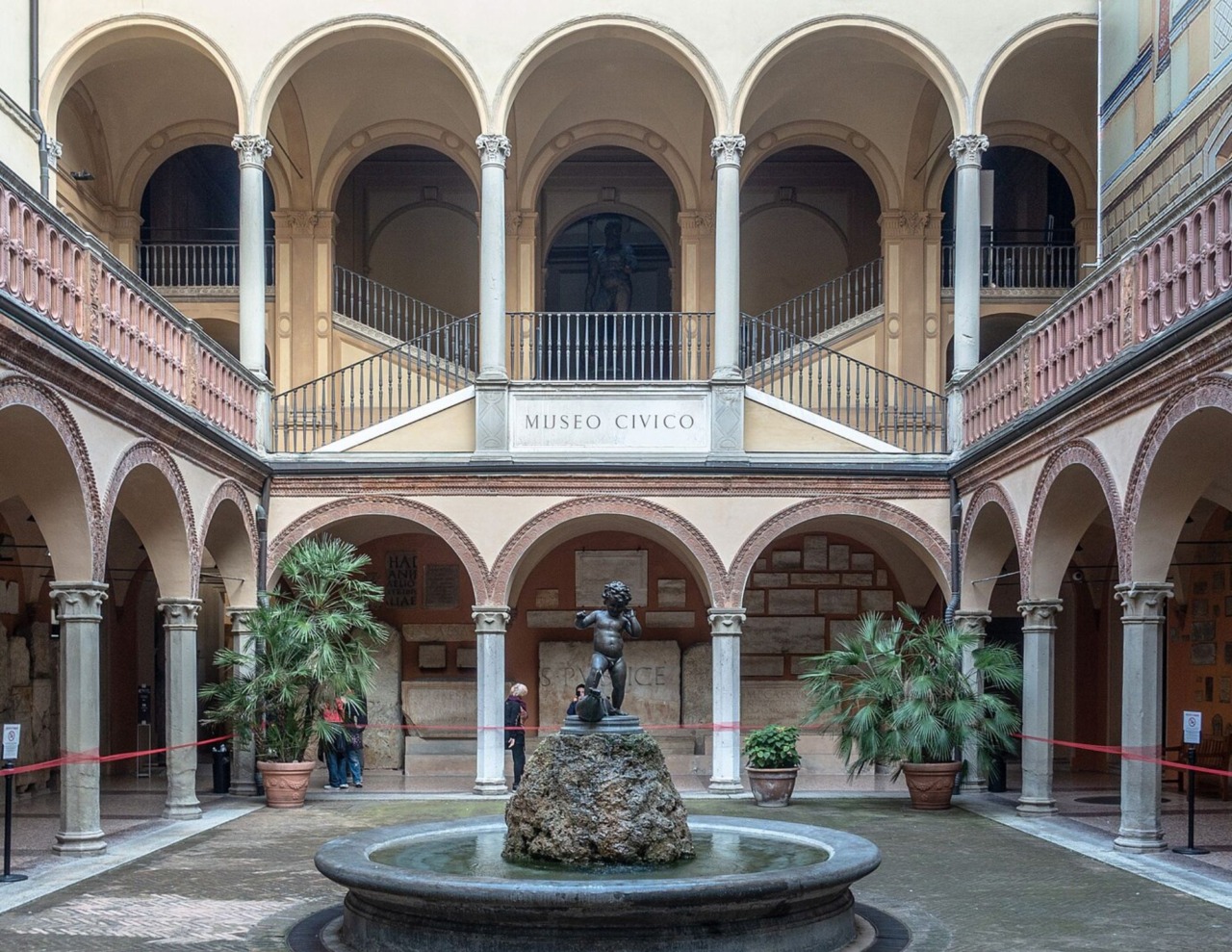 A Bologna la mostra dedicata all’uomo dietro l’obiettivo